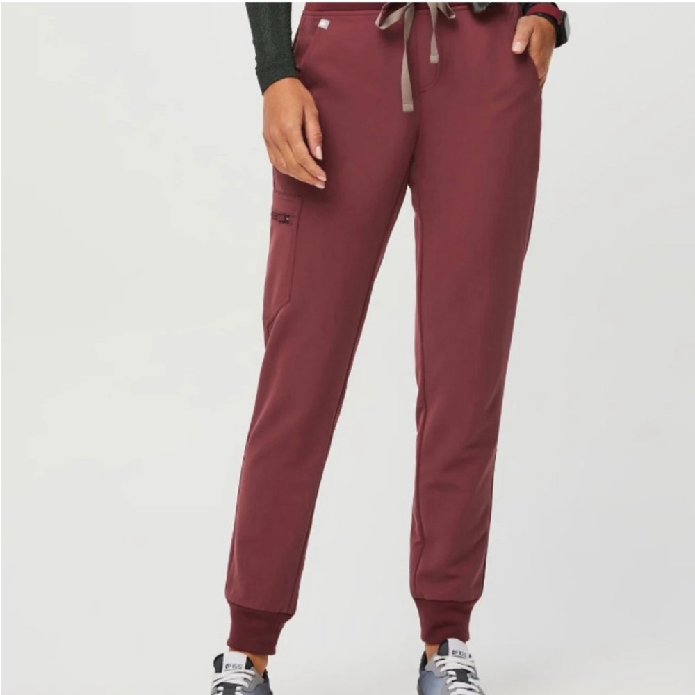 Figs Dark Cherry Zamora S Petite Jogger Scrub Pants